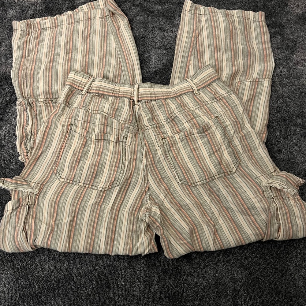 Urban outfitters women’s small flowy pants OBO